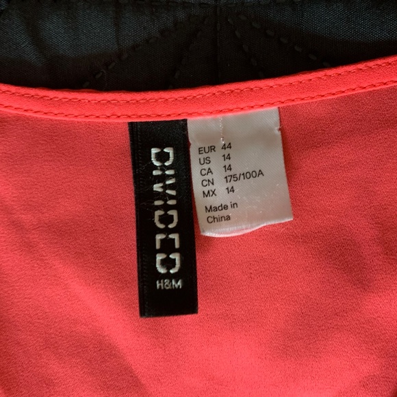 Coral Button-Up Blouse - Picture 3 of 6